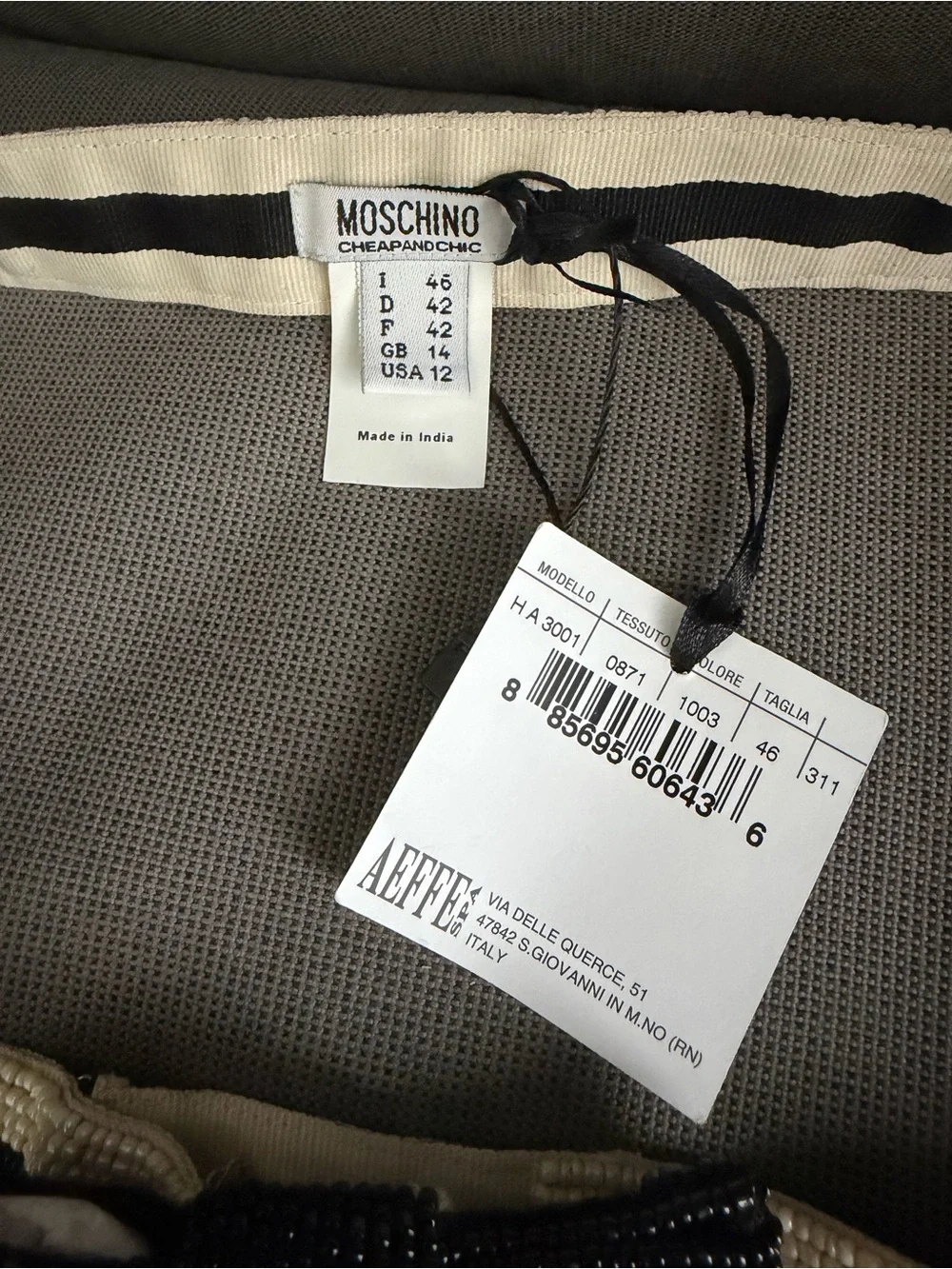 Rare vintage Moschino Black & Cream Beaded Bow Elastic Waist Belt 12